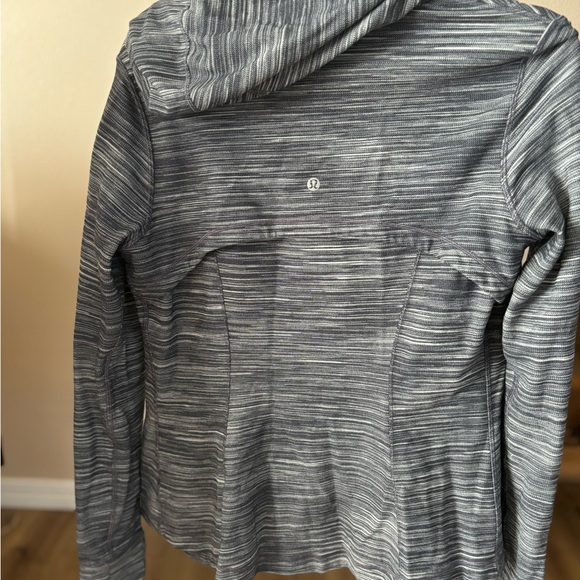 Lululemon  black and white Define Hooded Jacket - Picture 2 of 4